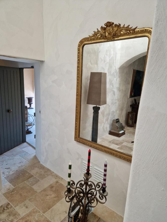 La Maison De Livia, Chambres D'Hotes, Piscine Chauffee, Proche Uzes, Nimes, Ales Sauzet  Eksteriør billede